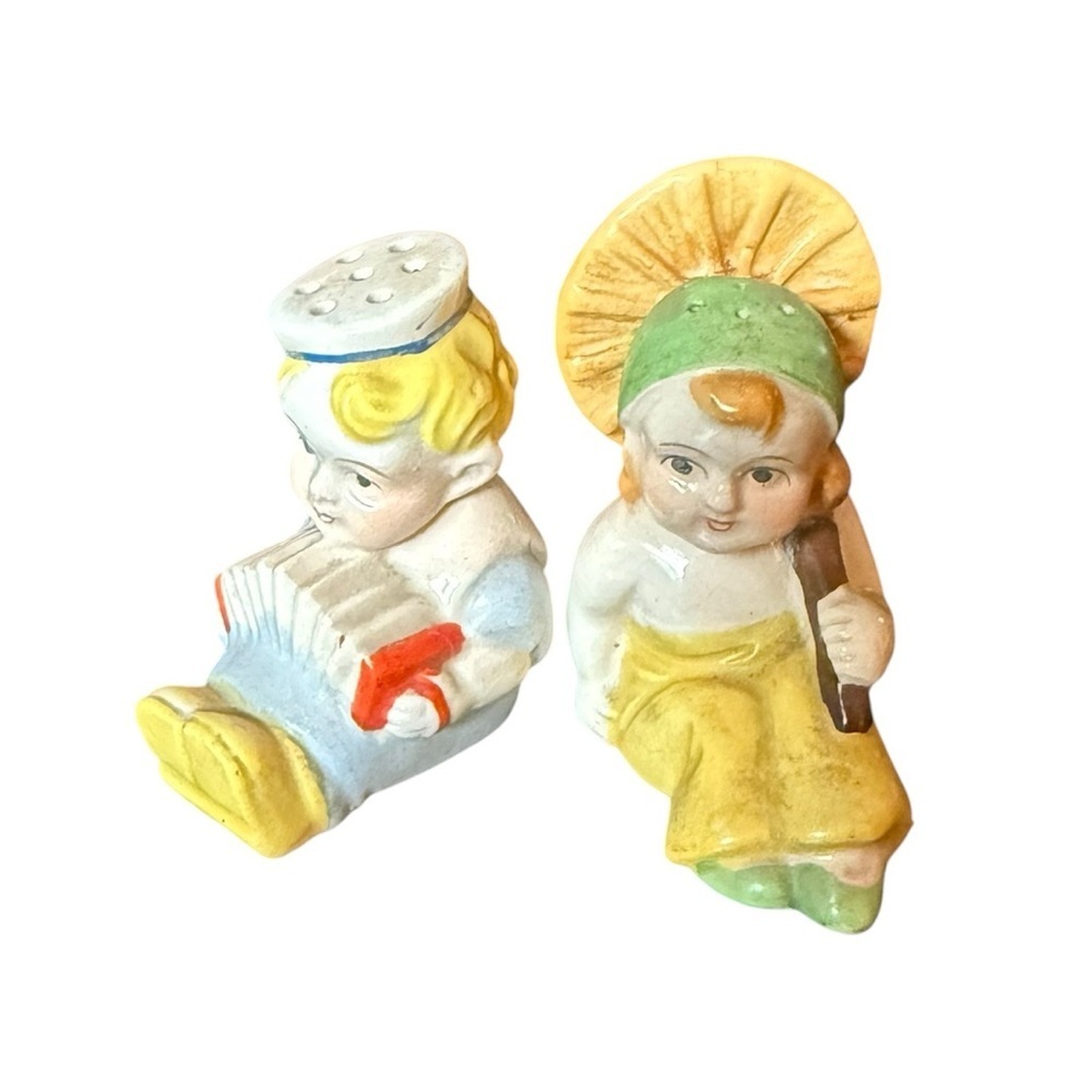 Vintage Boy & Girl Salt & Pepper Shakers Made in Japan